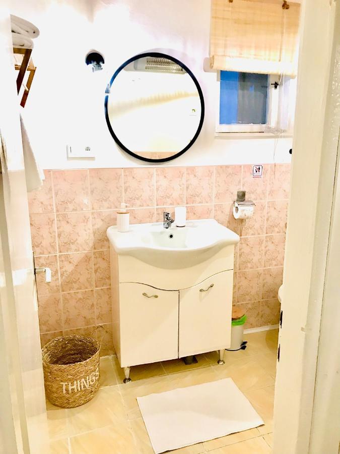 Apartmani-Okrug Gornji-Ciovo โตรกีร์ ภายนอก รูปภาพ