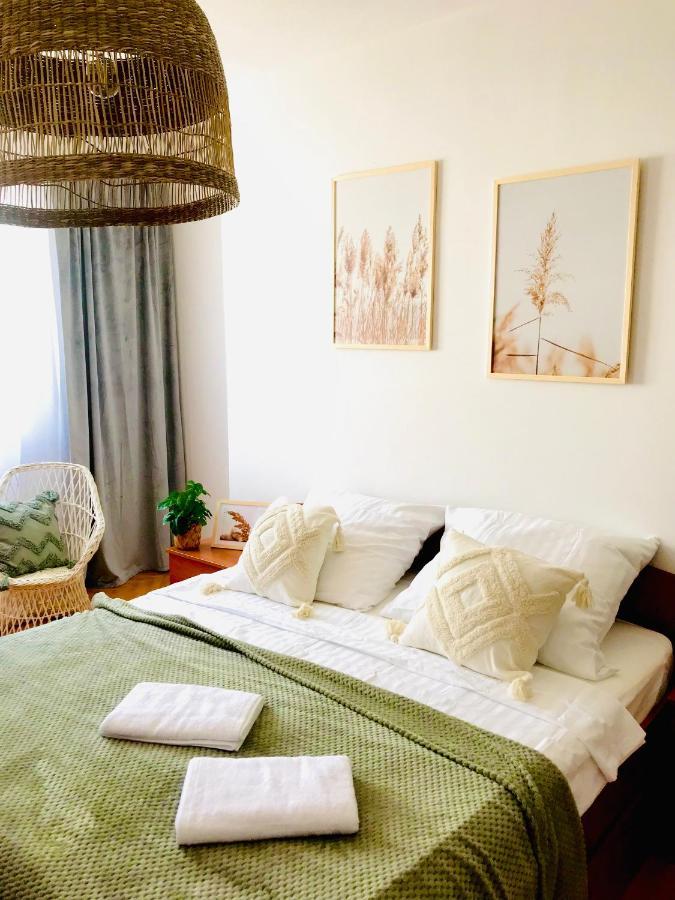 Apartmani-Okrug Gornji-Ciovo โตรกีร์ ภายนอก รูปภาพ